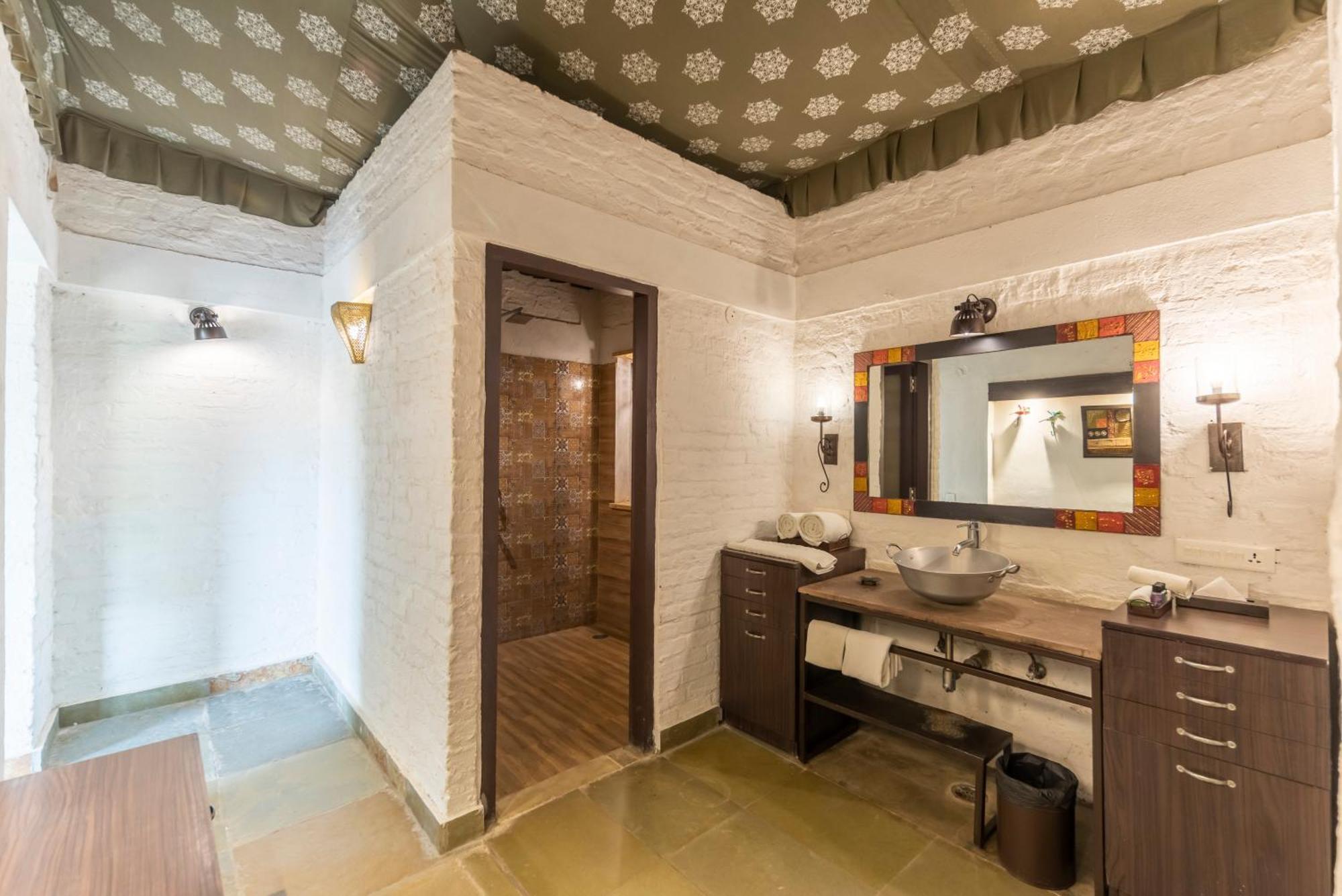 Vanaashrya Resort And Spa Sariska Tehla Dış mekan fotoğraf